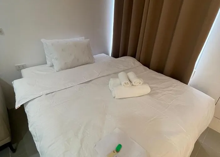 Apartment Makati Antel Residences 9b *