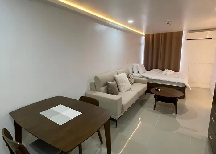 Makati Antel Residences 9b Apartment Manila